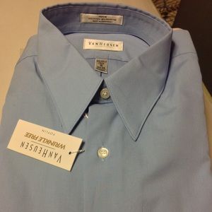 Van Heusen Men's Dress Shirt